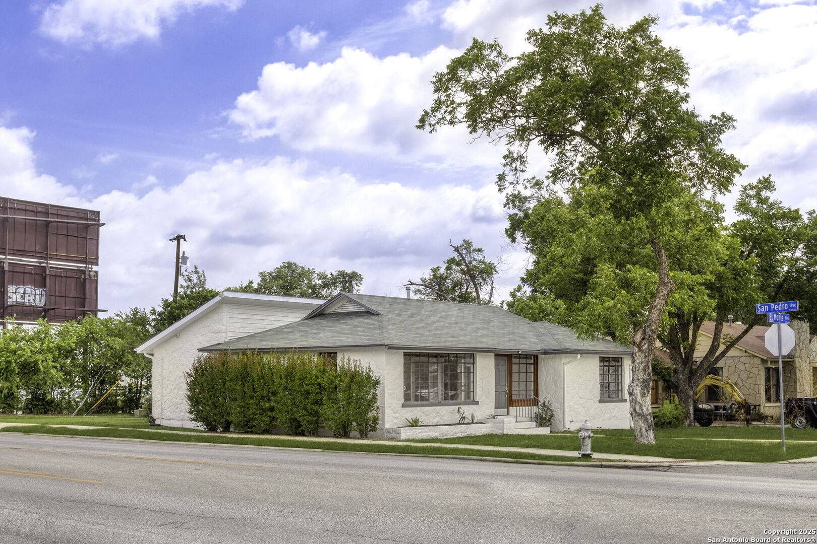San Antonio, TX 78212,5600 San Pedro Ave