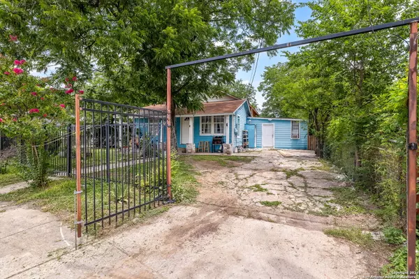 San Antonio, TX 78207,43 Leroux