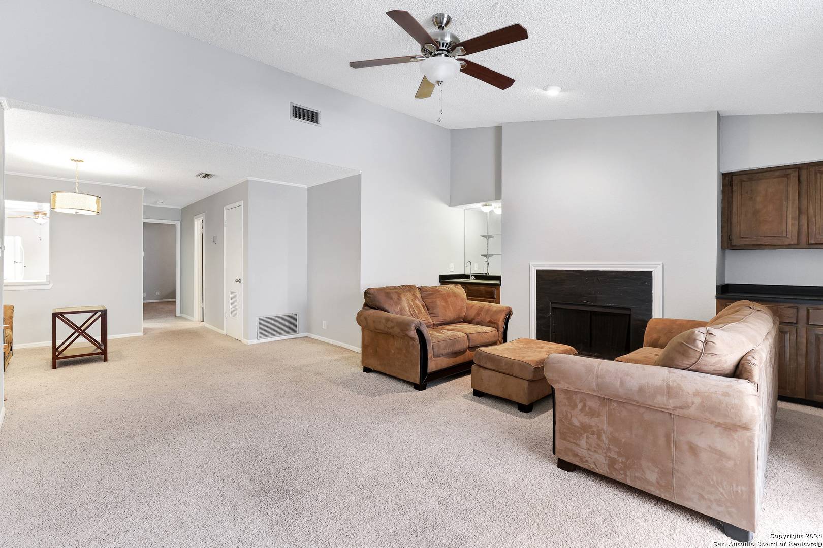 7738 Chambers Rd UNIT 611, San Antonio, TX 78229