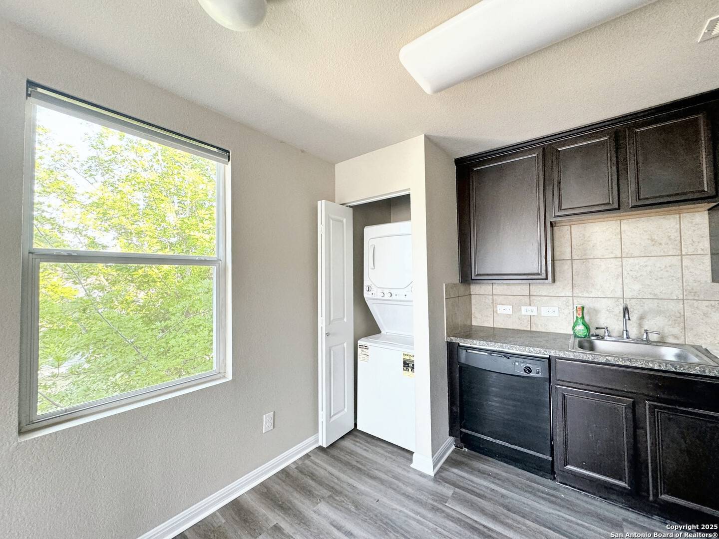 San Marcos, TX 78666,315 Rachel UNIT GARAG