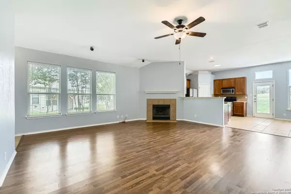 Cibolo, TX 78108,3730 Columbia Dr