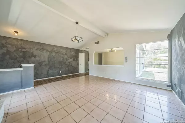 San Antonio, TX 78247,3501 Ridge Knoll St