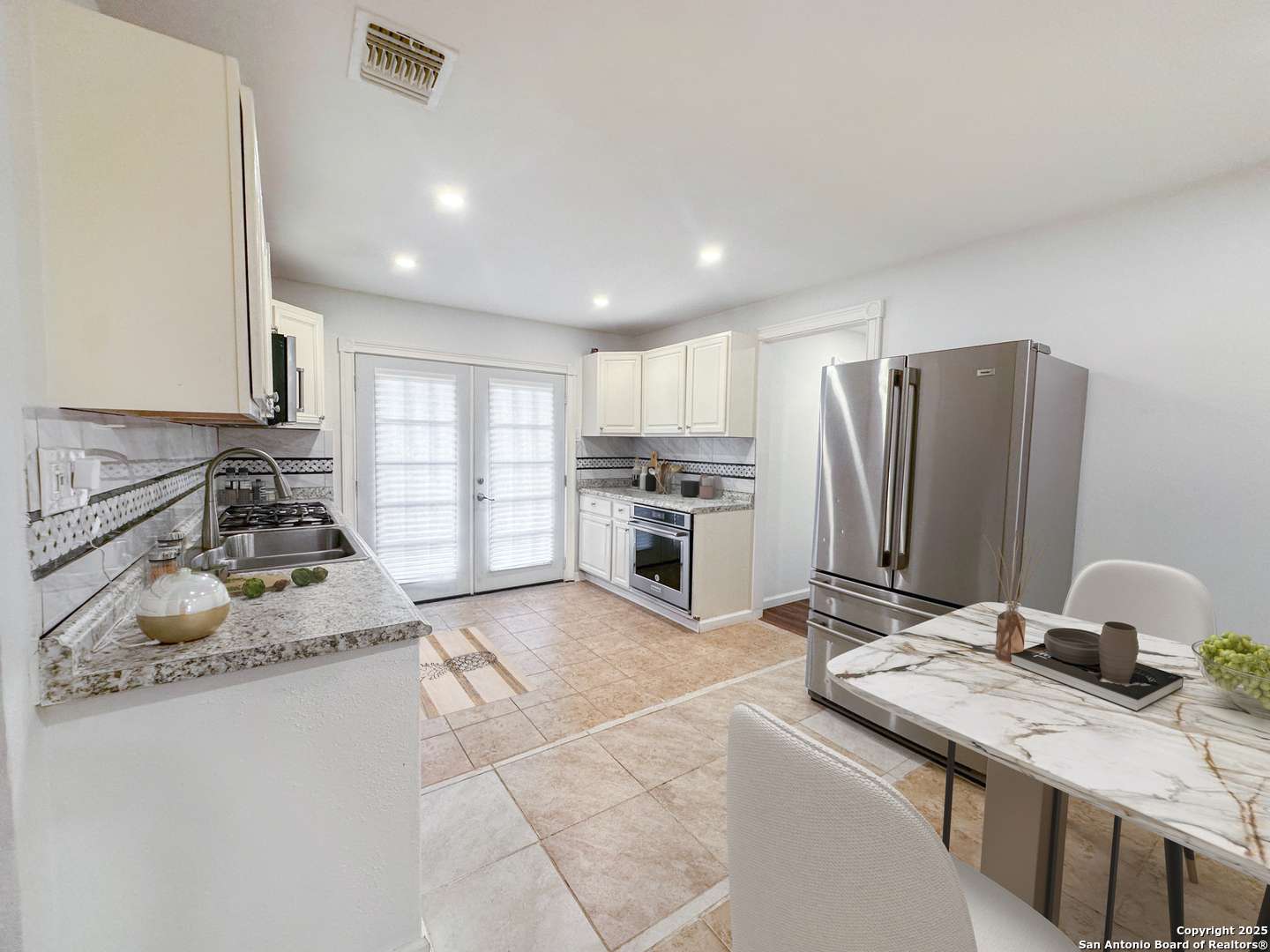 5230 Blessing, San Antonio, TX 78228