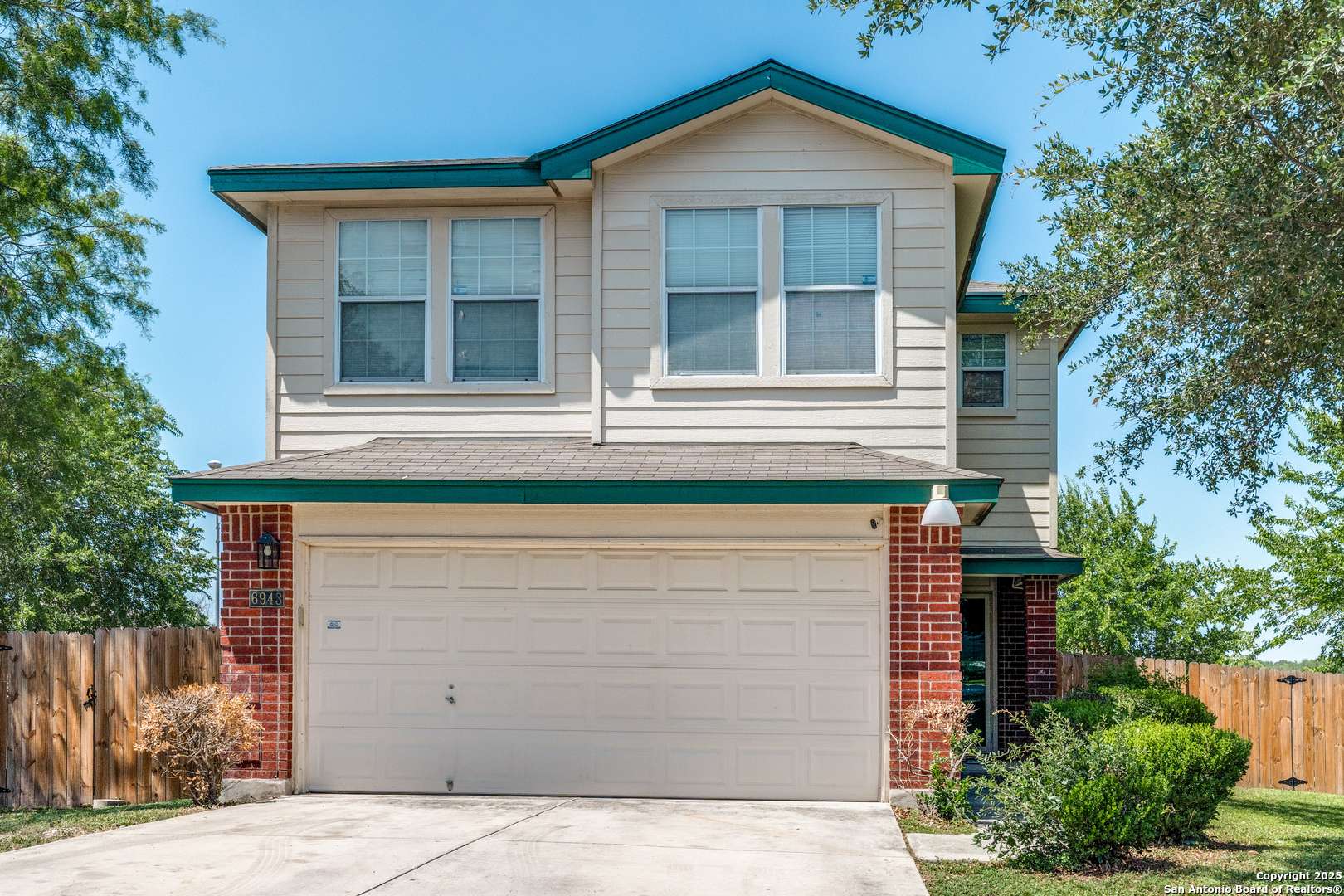 San Antonio, TX 78244,6943 Grapevine Lake