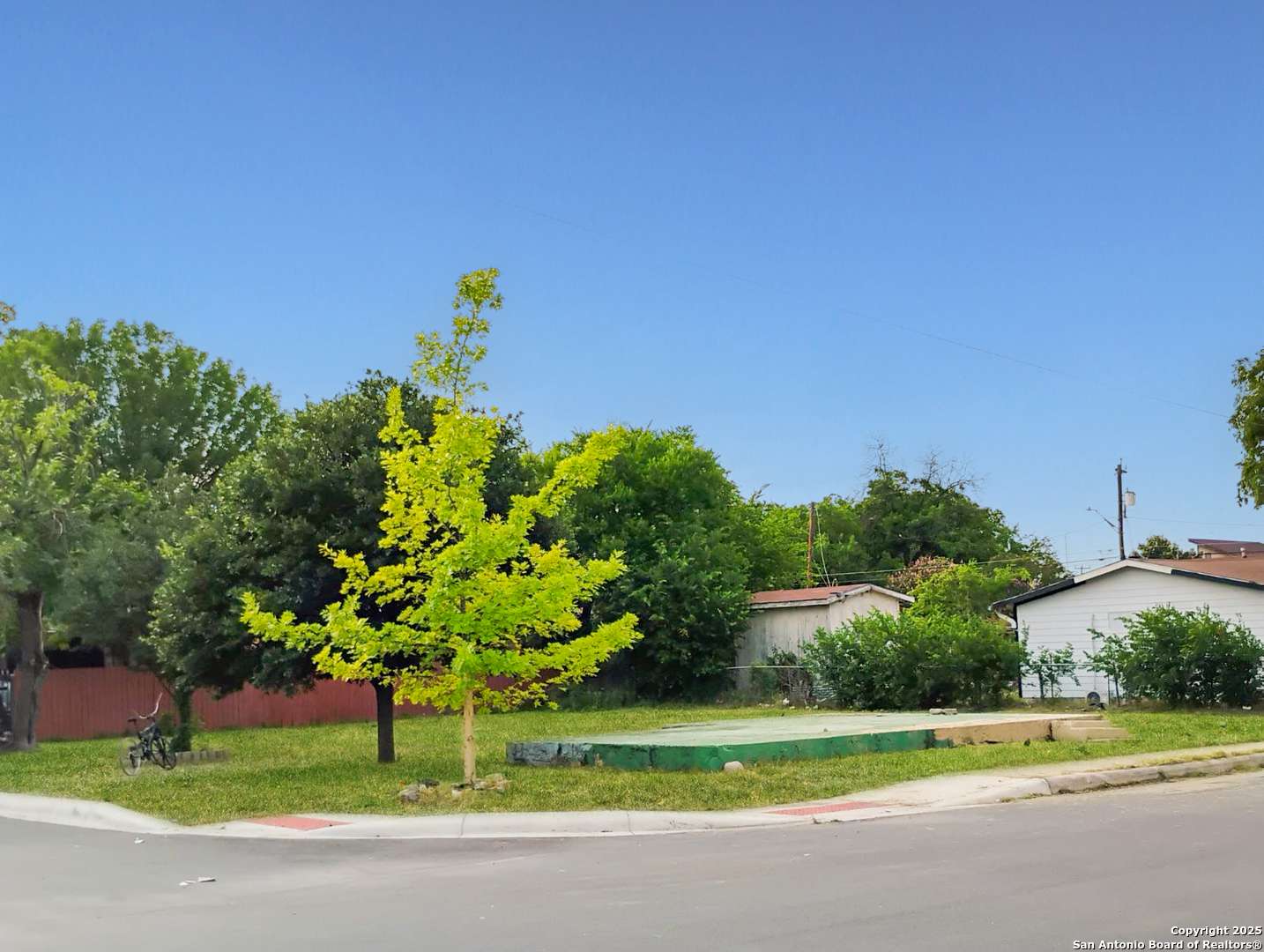 San Antonio, TX 78207,2201 Santiago
