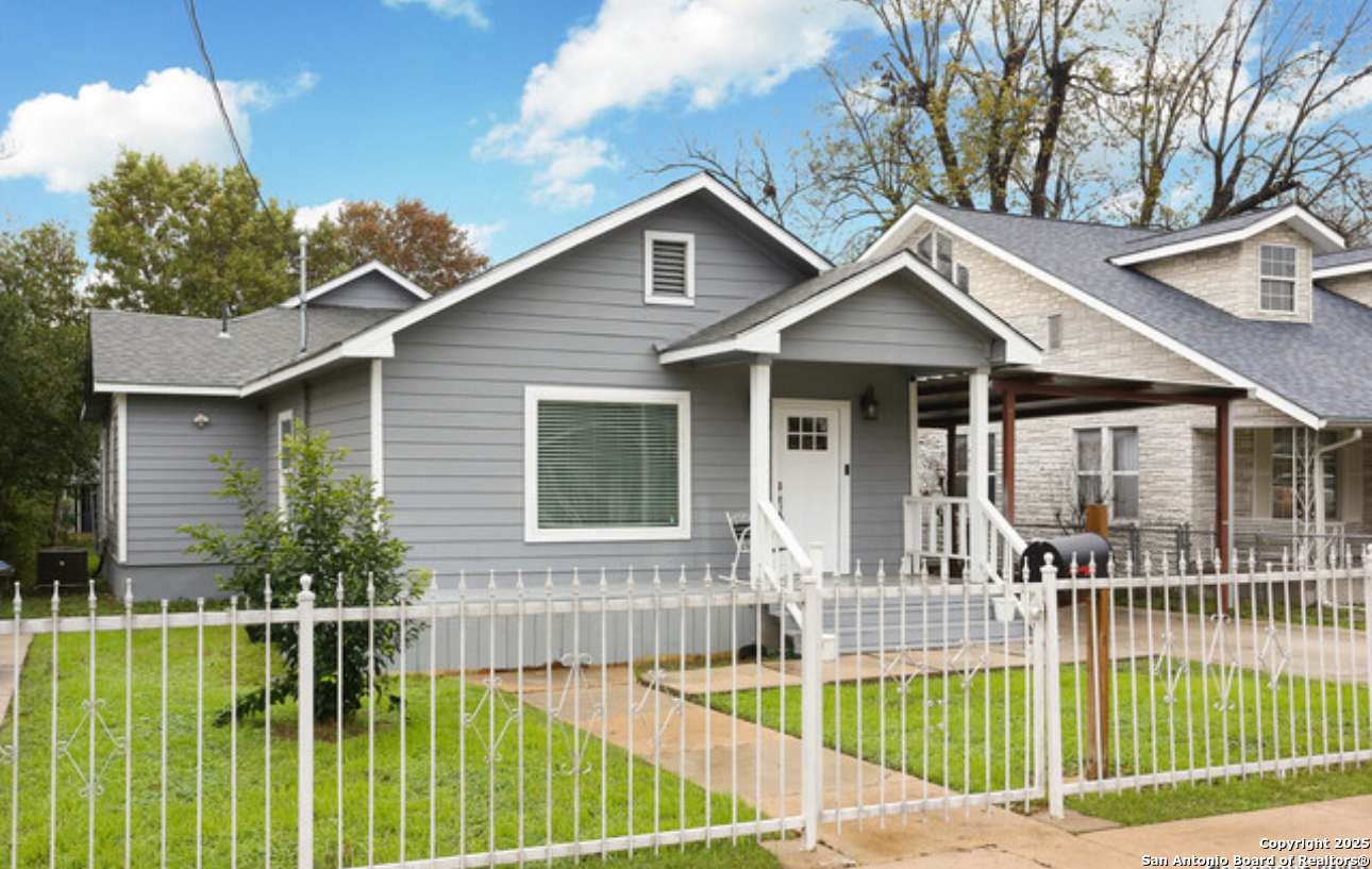 508 Thompson, San Antonio, TX 78225