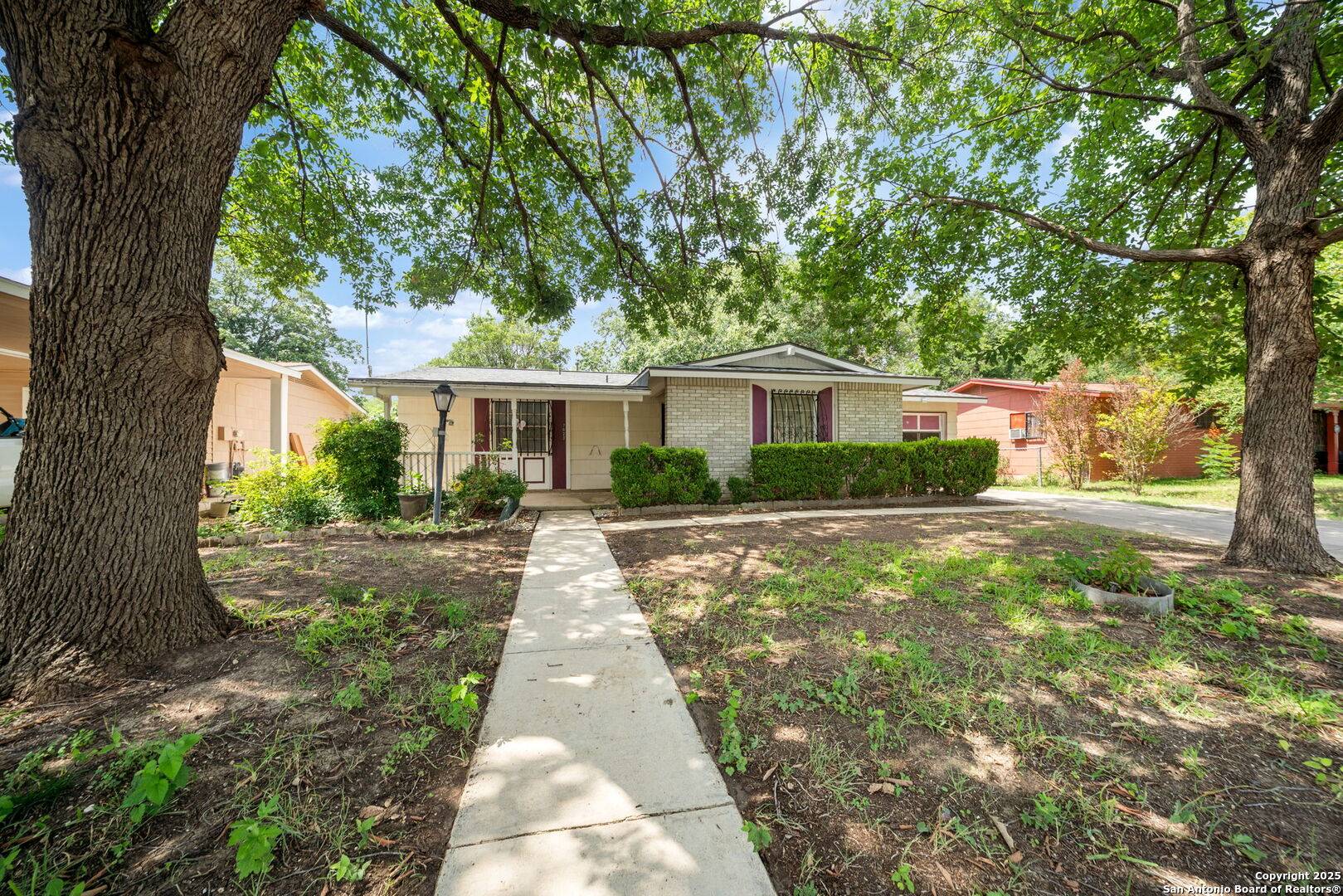 San Antonio, TX 78227,7022 Centergrove Dr