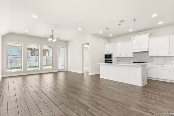 New Braunfels, TX 78132,636 Vireos