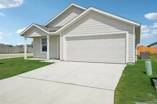 Converse, TX 78109,3203 Gilbert Garden