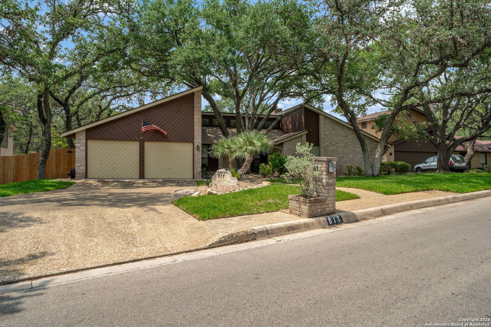 San Antonio, TX 78232,811 Sherman Oak