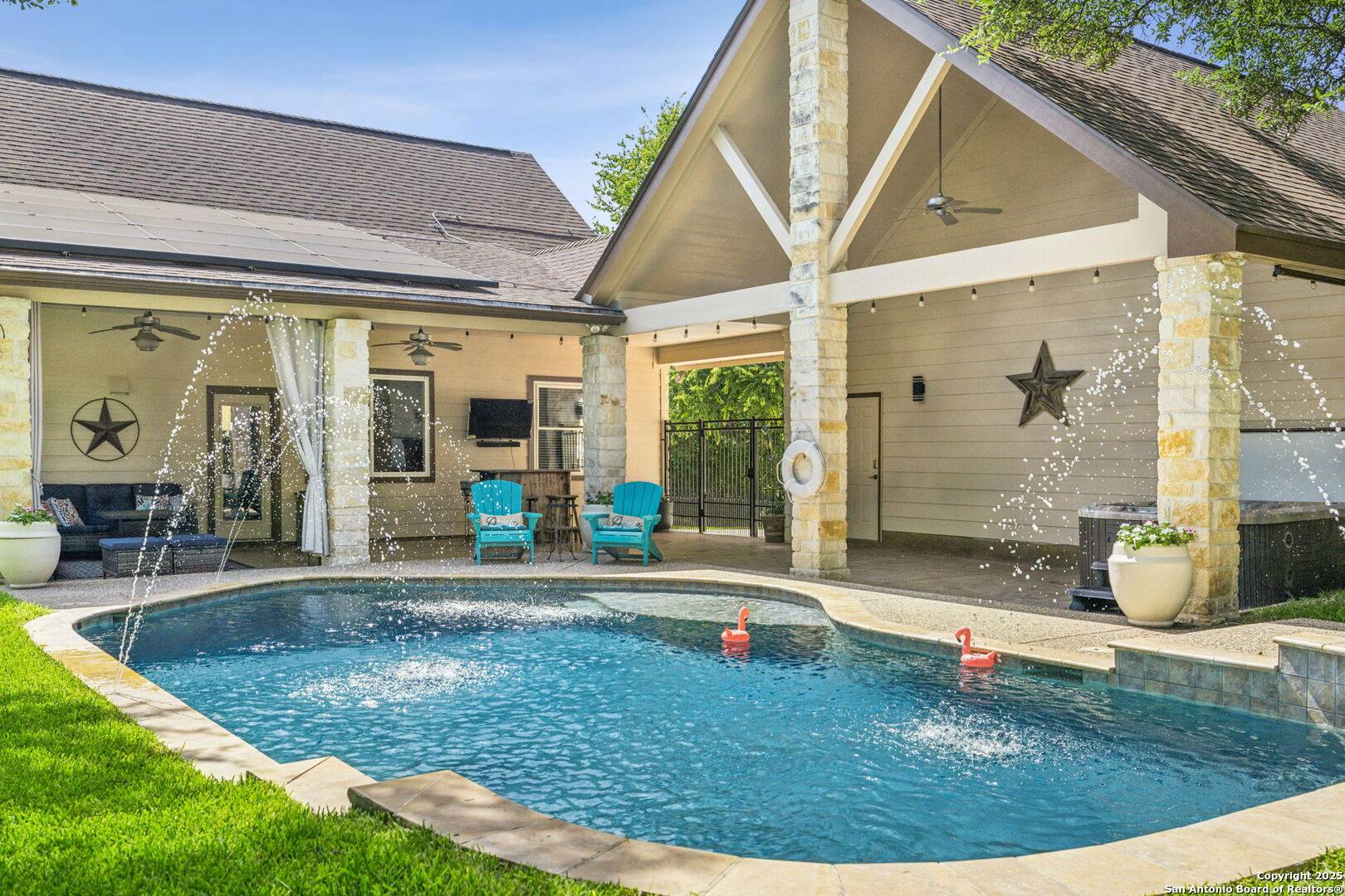 27322 Sherwood Forest Dr, San Antonio, TX 78260-5157