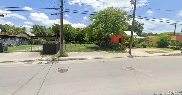 2212 Flores, San Antonio, TX 78204