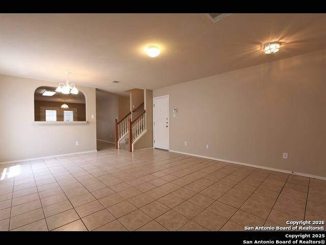 Universal City, TX 78148,10235 Crystal