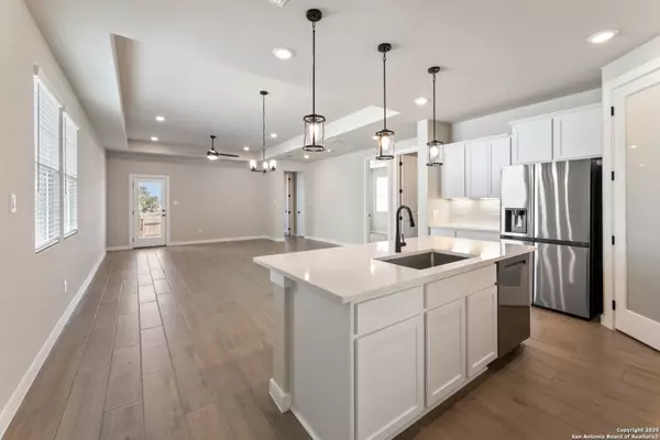 New Braunfels, TX 78130,735 Langston Ln