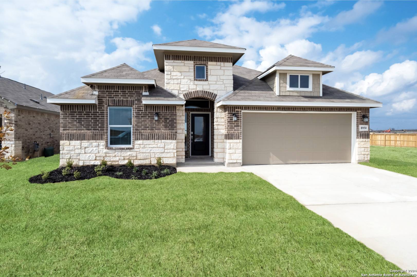San Antonio, TX 78245,4208 Hampshire Way