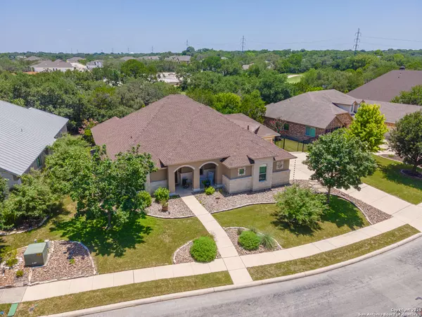 9146 Gothic Dr, Universal City, TX 78148