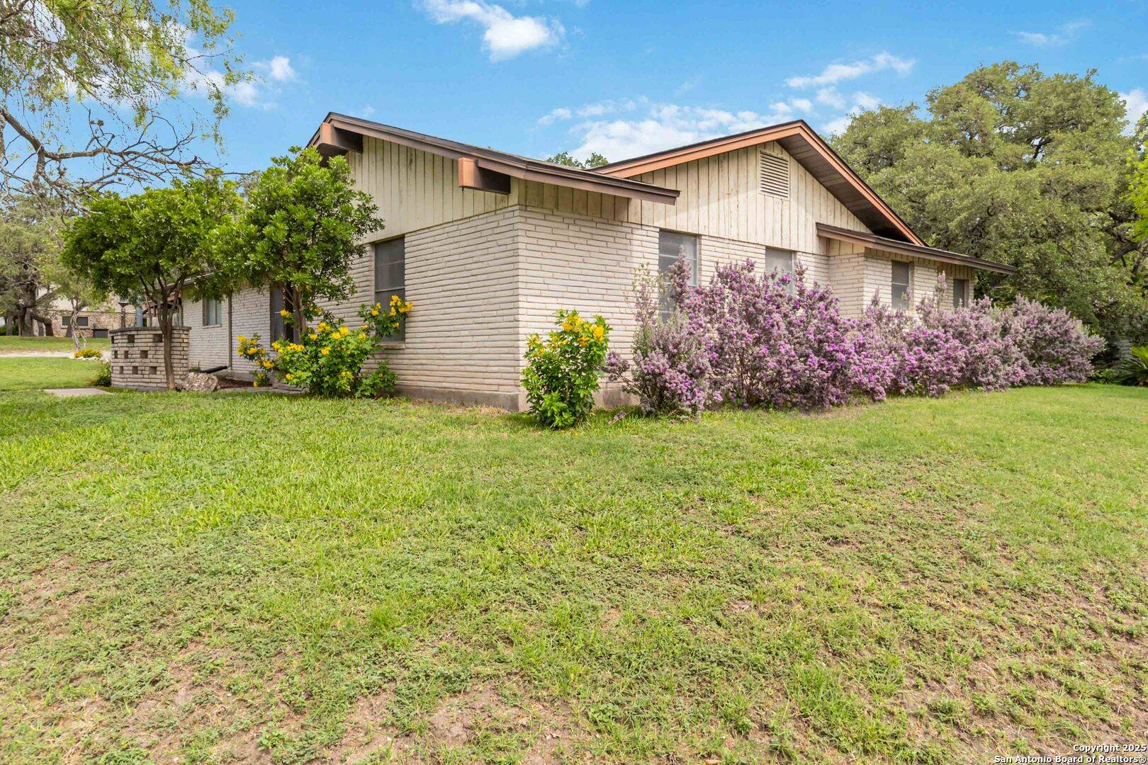 San Antonio, TX 78240,5823 Prentiss Dr