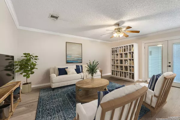 Converse, TX 78109,8114 Chestnut Manor