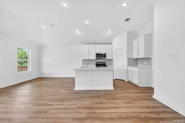 San Antonio, TX 78253,13519 Beebrush Saddle