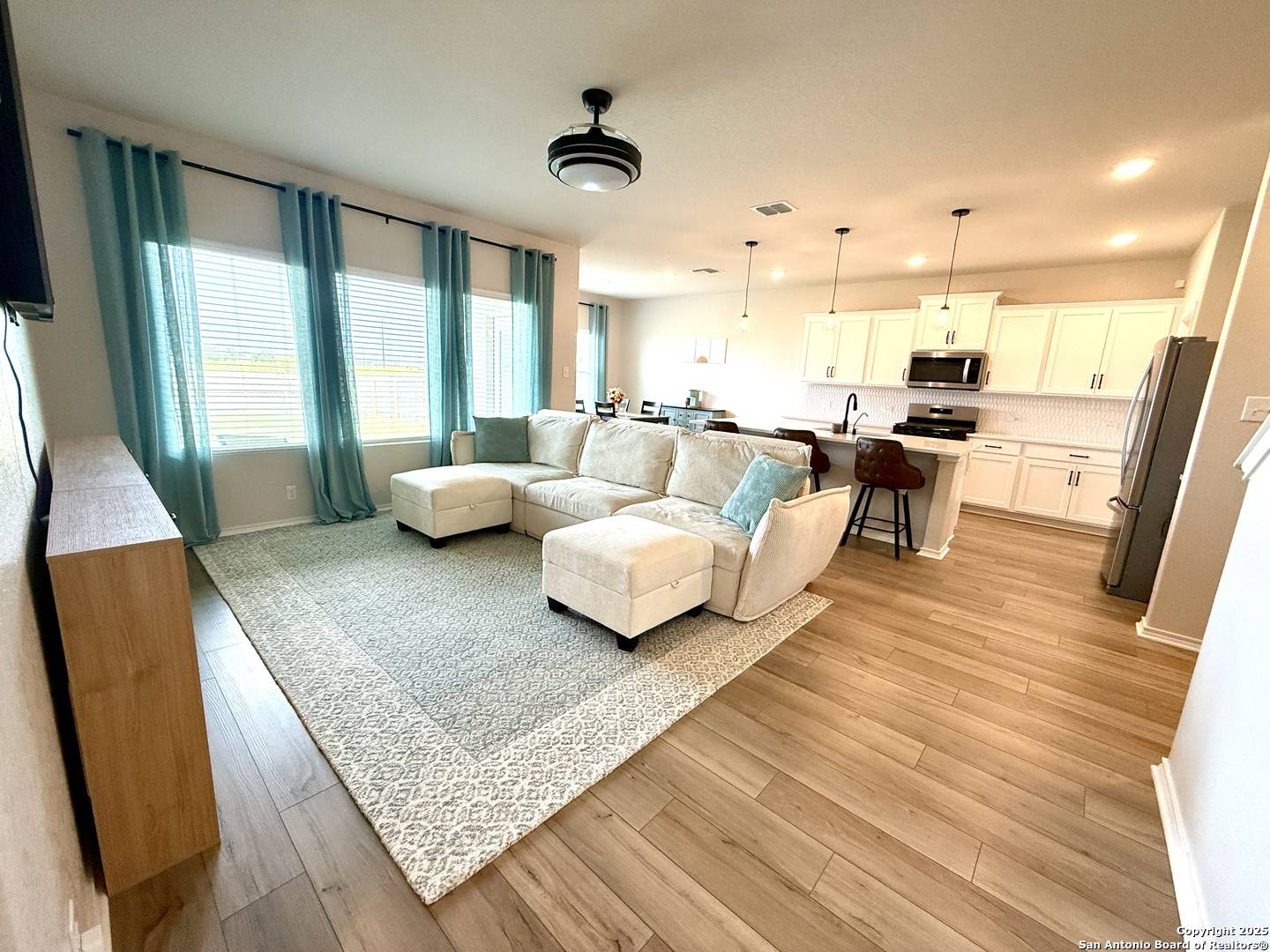 Seguin, TX 78155,118 Beveridge
