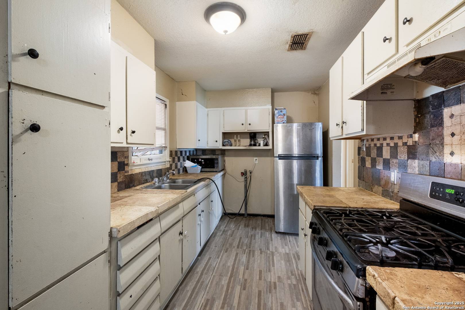 San Antonio, TX 78223,503 Palfrey