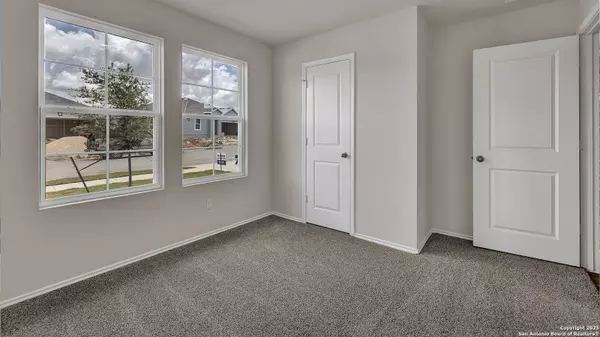 Maxwell, TX 78656,427 HODGES STREET