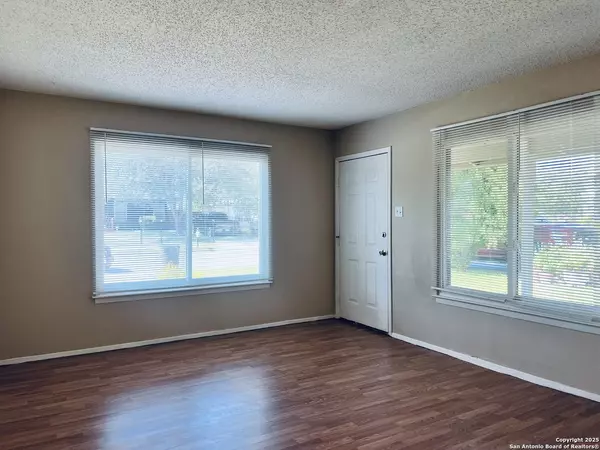 San Antonio, TX 78221,702 Deely Pl