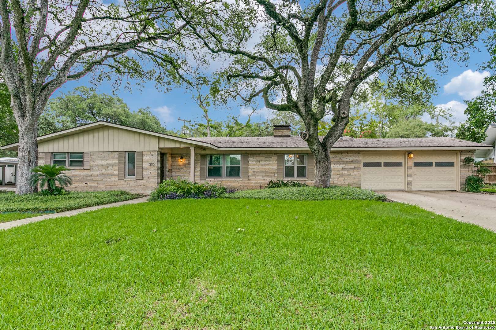 306 Cave, San Antonio, TX 78209