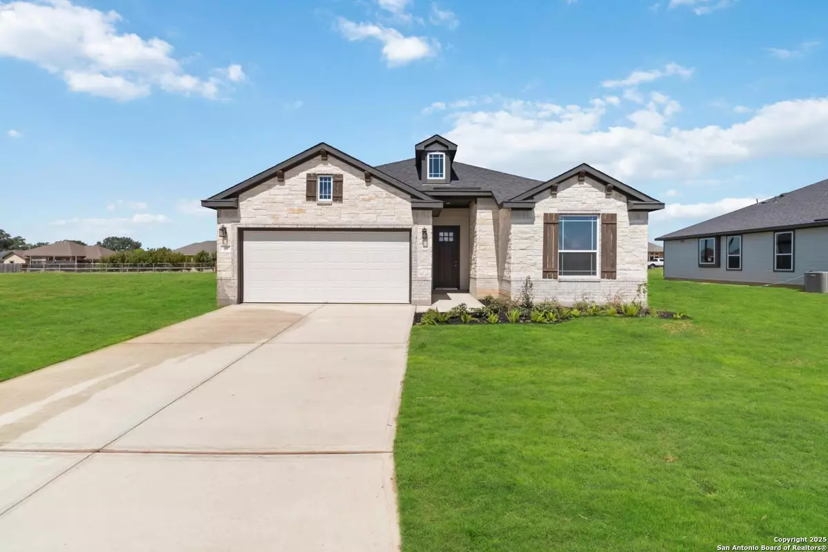 Pleasanton, TX 78064,1619 Vista View Drive
