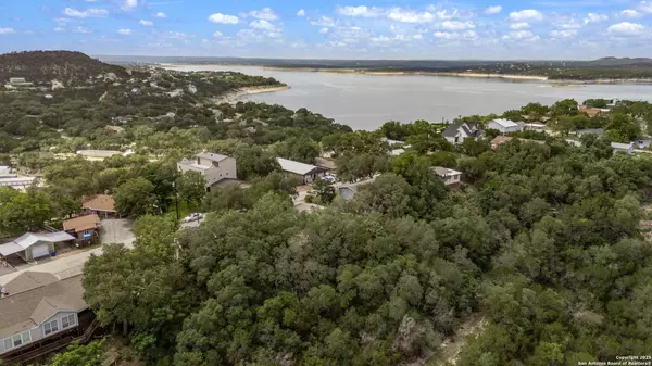 784 Hill Top,  Canyon Lake,  TX 78133