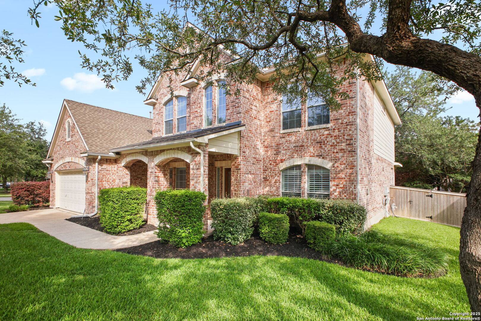 San Antonio, TX 78256,106 Stonewall Bend