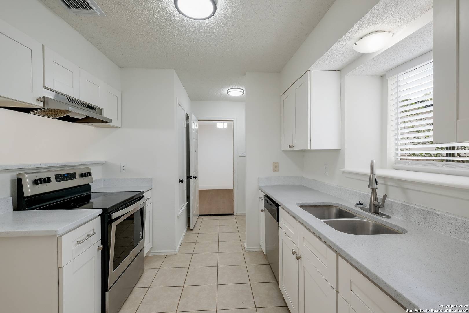 San Antonio, TX 78222,4204 Golden Spice Dr