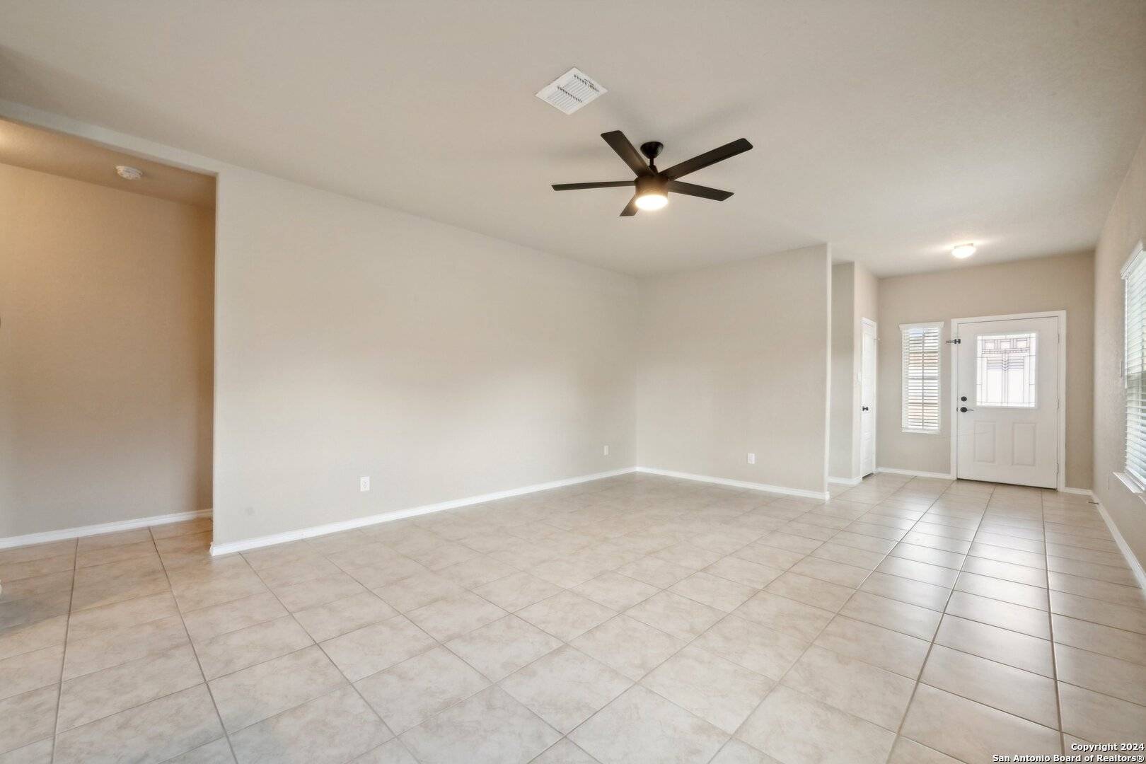 San Antonio, TX 78253-2220,111 WHITETAIL PASS