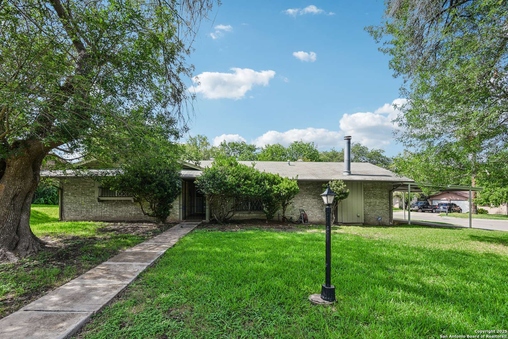 5603 Cary Grant, San Antonio, TX 78240