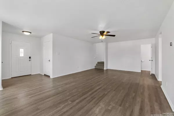 Schertz, TX 78154,221 Passerina Spur