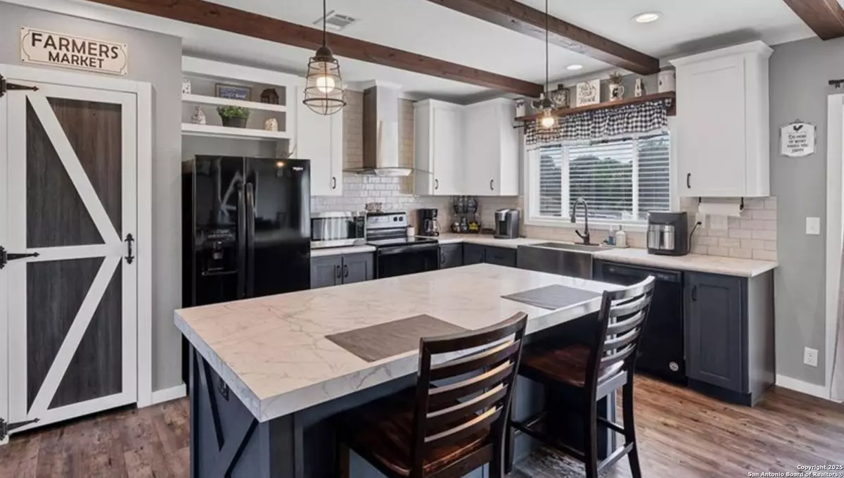 Stockdale, TX 78160,402 Free Timber Lane