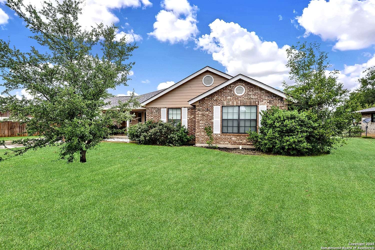 Poth, TX 78147,709 voges