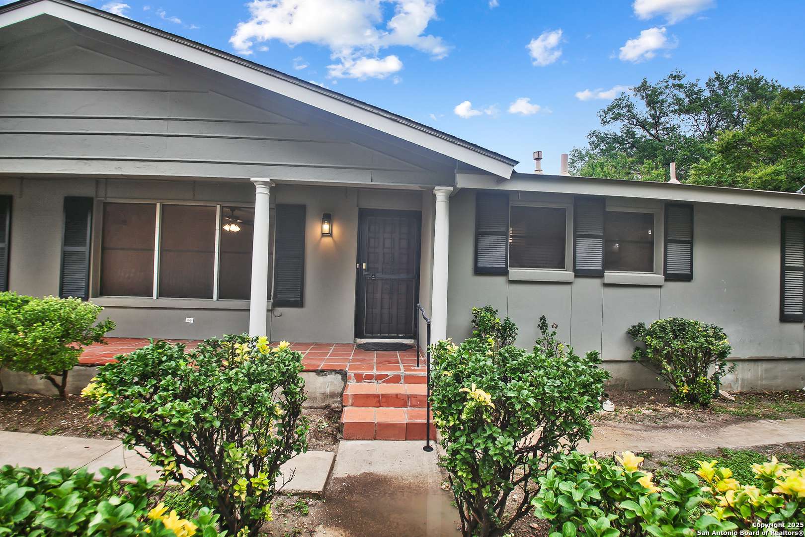 Castle Hills, TX 78213,136 Danube Dr