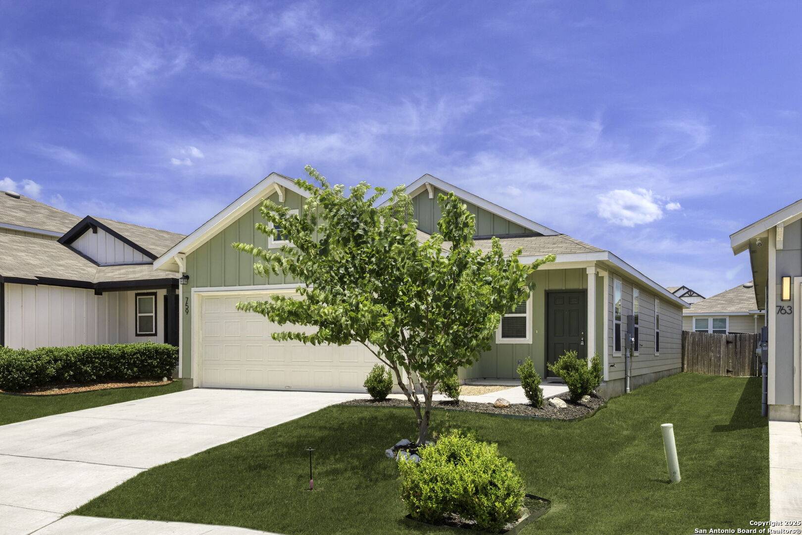 New Braunfels, TX 78130,759 Crested Iris