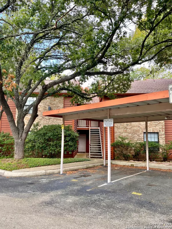 San Antonio, TX 78216,13018 Heimer UNIT 805