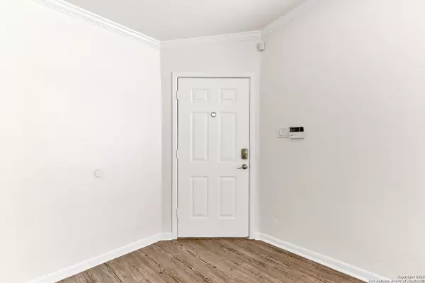 San Antonio, TX 78247,3410 Lone Valley St