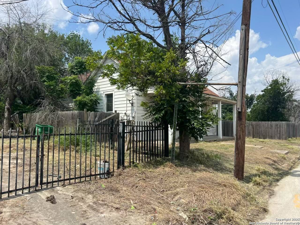 San Antonio, TX 78208,227 Seguin