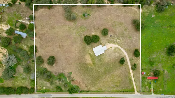 Sutherland Springs, TX 78161,108 Santa Gertrudis