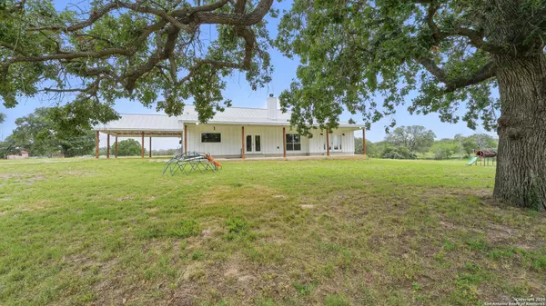 Sutherland Springs, TX 78161,108 Santa Gertrudis
