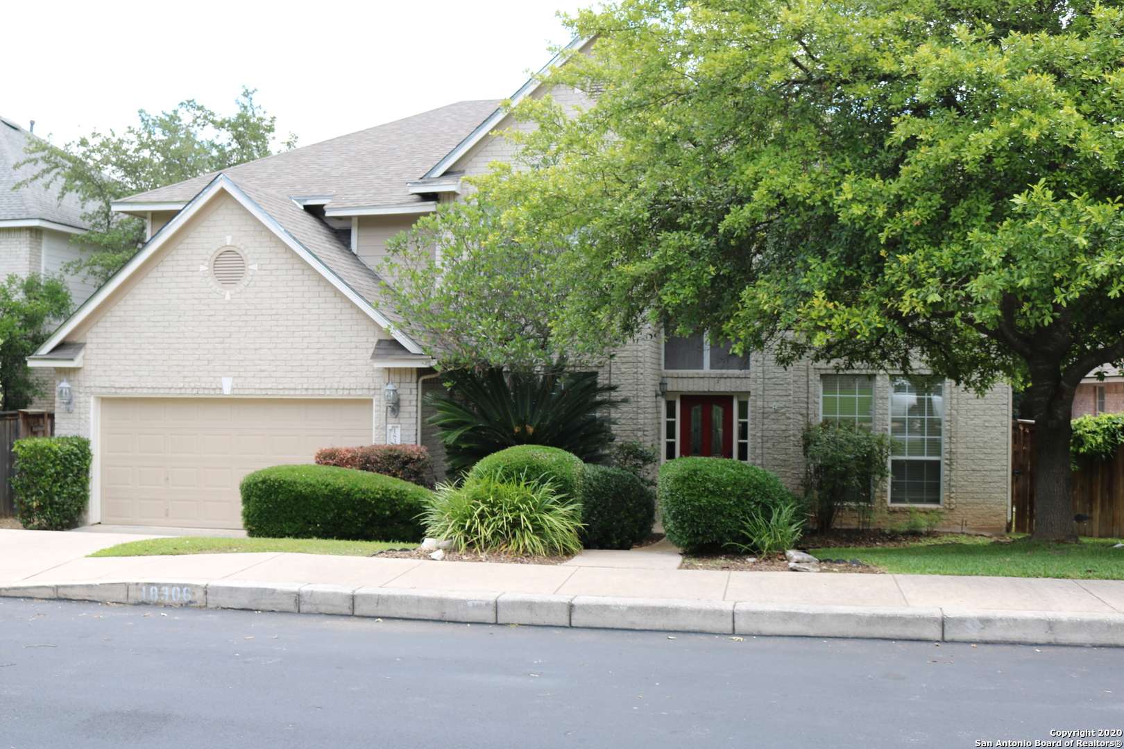 18306 BEARGRASS CT, San Antonio, TX 78258-4465