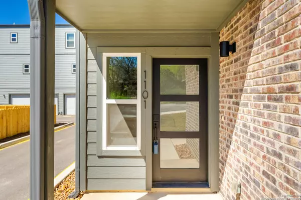 San Antonio, TX 78209,419 Ira Avenue UNIT 1101