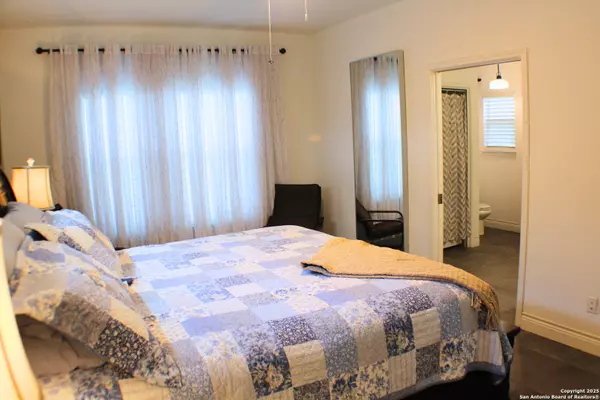 Canyon Lake, TX 78133,320 Lighthouse