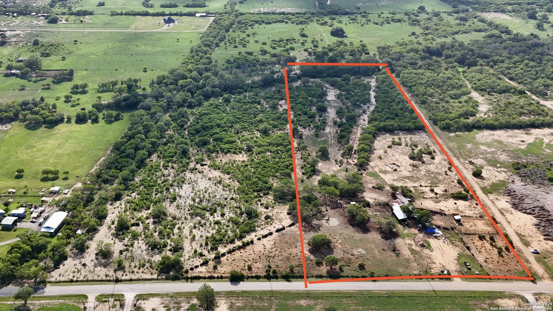 3285 Pittman, St Hedwig, TX 78152