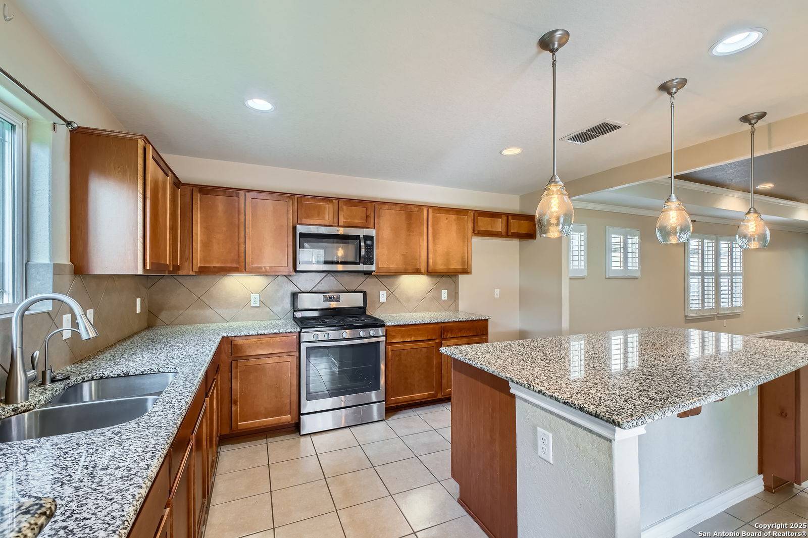San Antonio, TX 78253,13059 cache