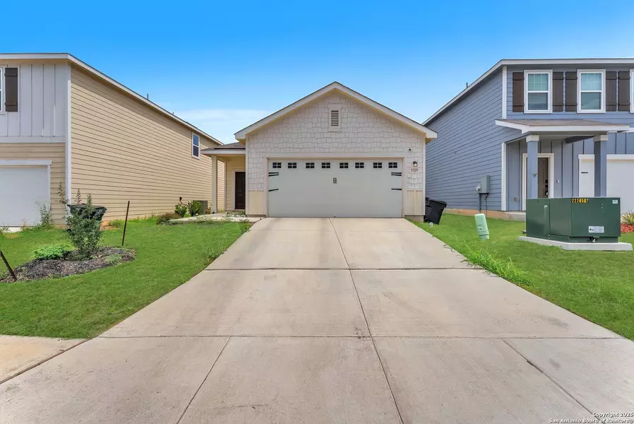 5319 Flying Hooves, San Antonio, TX 78222